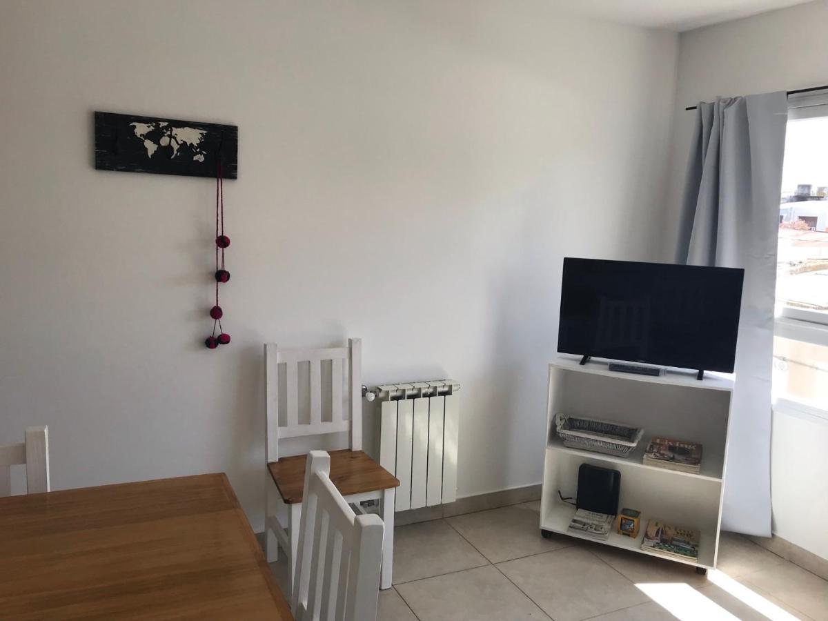 Dto Nuevo Barrio Universitario II , Wifi Y Cochera-Check In Express-Pet Friendly Bahía Blanca Buitenkant foto